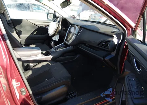 2020 Subaru Outback Premium z USA, uszkodzony, nr VIN 4S4BTACC9L3110233